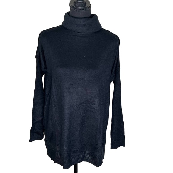 DYNAMITE SOFT RIBBED BLACK TURTLE NECK SWEATER SIZE XLARGE WOMENS NWOT - Picture 1 of 7